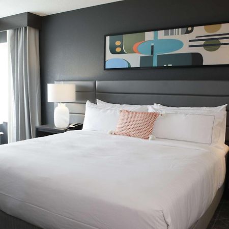 The Rewind West Des Moines, Tapestry Collection By Hilton Hotel Eksteriør billede