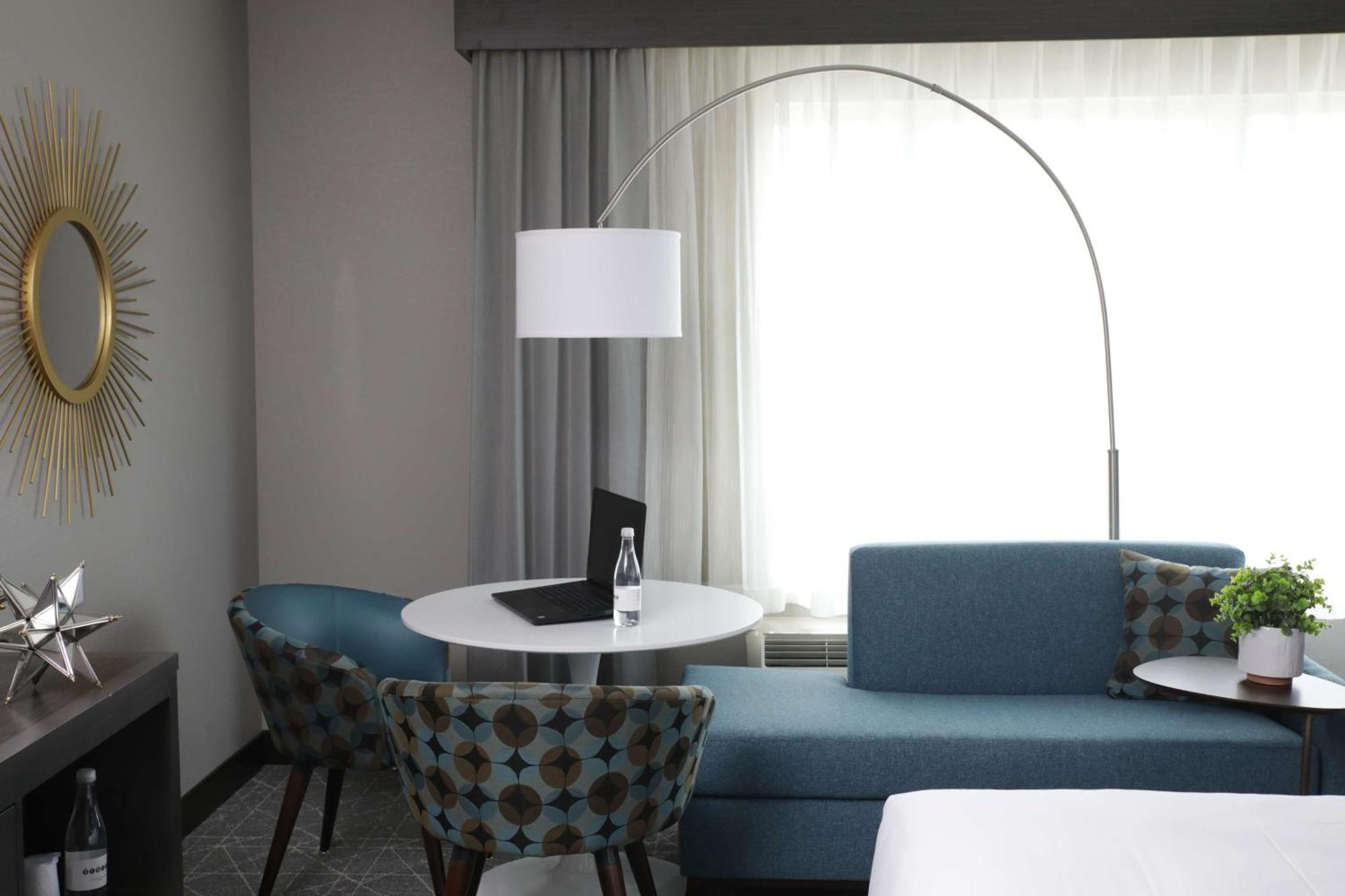 The Rewind West Des Moines, Tapestry Collection By Hilton Hotel Eksteriør billede
